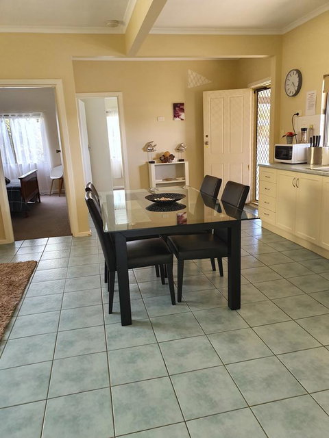 Super Central Location - Accommodation Mooloolaba 0