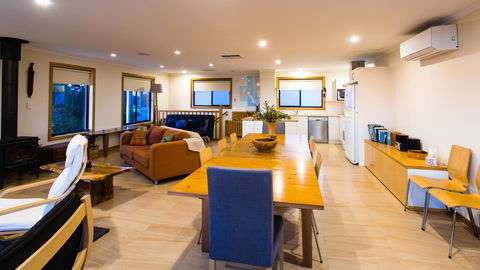 Southern Ocean Lookout - Accommodation Mooloolaba 9