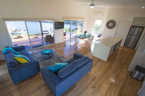 Villa Serra - Accommodation Mooloolaba 1