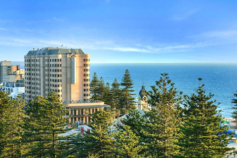 Glenelg Skyline Penthouse - Accommodation Mooloolaba 37