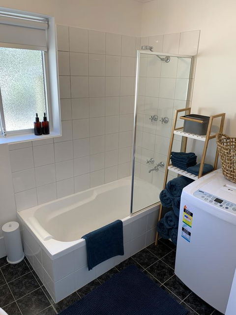 Sunshine Four - Accommodation Mooloolaba 37