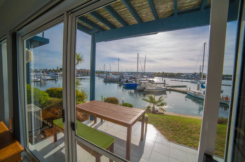 Marina Reflections - Accommodation Mooloolaba 7