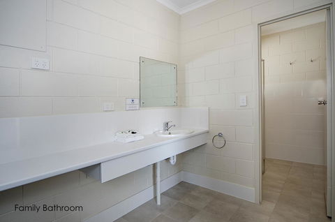 Victor Harbor City Inn - Accommodation Mooloolaba 14