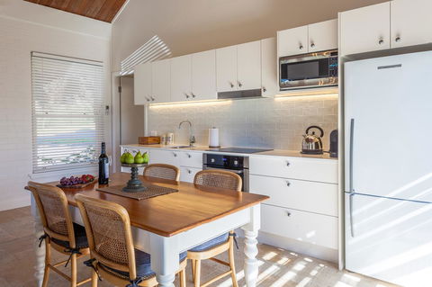 The Folly - Accommodation Mooloolaba 2