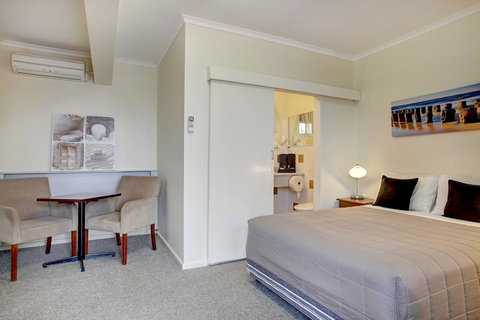Navigators Motel & Diner - Accommodation Mooloolaba 3