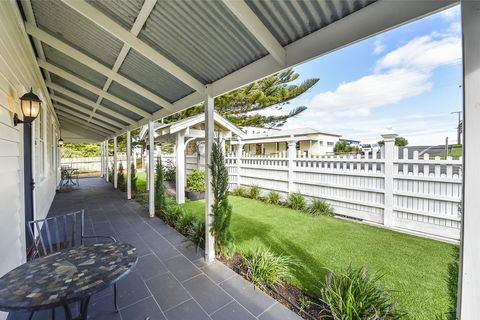 Railway Cottage In Beachport - Accommodation Mooloolaba 6