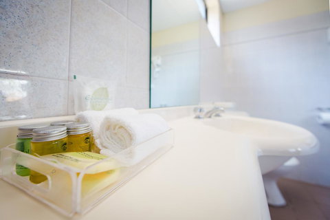 Abcot Inn - Accommodation Mooloolaba 6