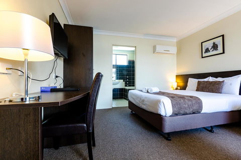 Abcot Inn - Accommodation Mooloolaba 13