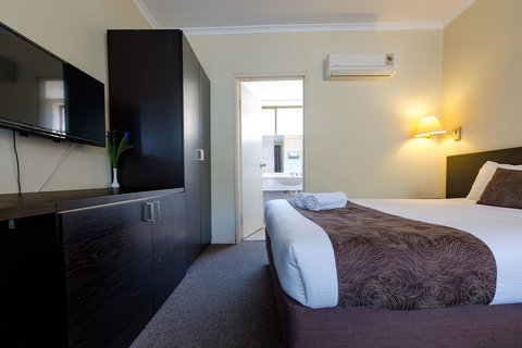 Abcot Inn - Accommodation Mooloolaba 9