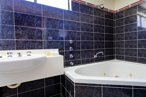 Abcot Inn - Accommodation Mooloolaba 15