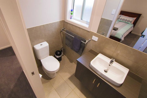 Serene Shores - Accommodation Mooloolaba 12