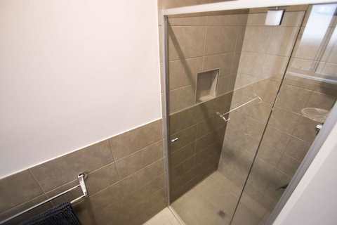 Serene Shores - Accommodation Mooloolaba 9