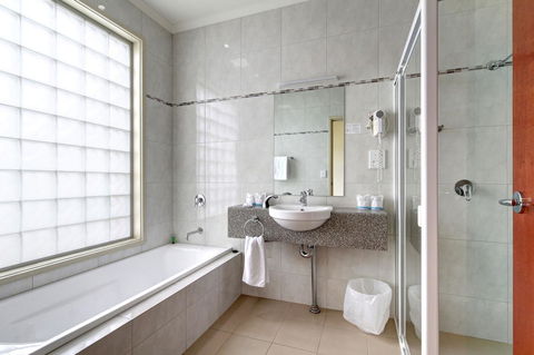 Strath Motel - Accommodation Mooloolaba 16