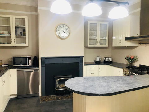 Belmore Cottage - Accommodation Mooloolaba 6