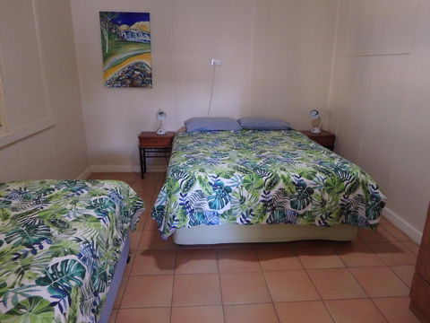 Lazy Lobster Holiday Units & Chalets - Accommodation Mooloolaba 8
