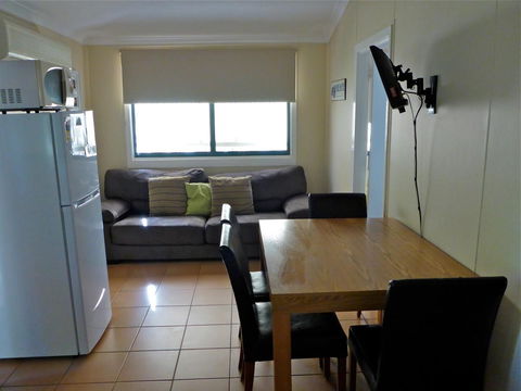 Lazy Lobster Holiday Units & Chalets - Accommodation Mooloolaba 29