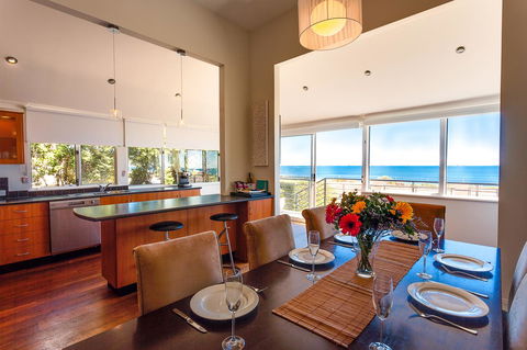 Cottesloe Beach House I - Accommodation Mooloolaba 18