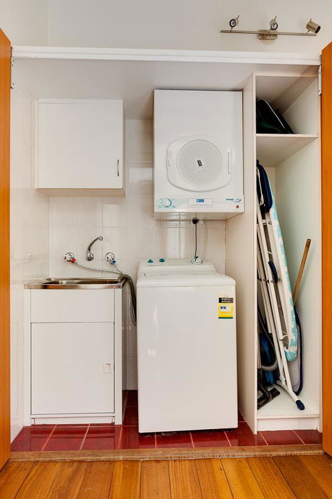 Cottesloe Beach House I - Accommodation Mooloolaba 20