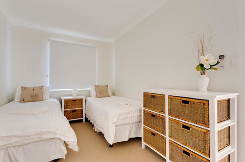 Cottesloe Beach House I - Accommodation Mooloolaba 9