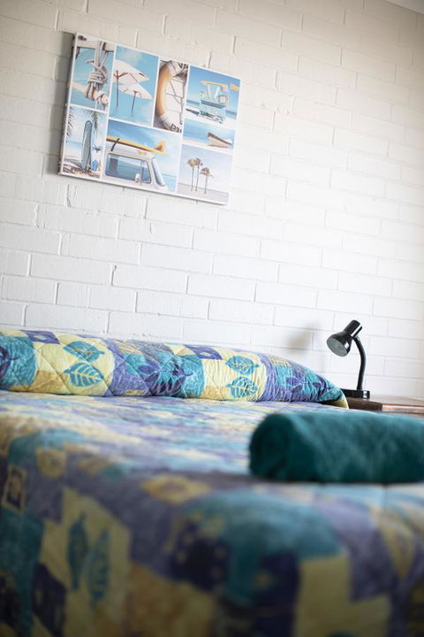 Shark Bay Seafront Apartments - Accommodation Mooloolaba 40