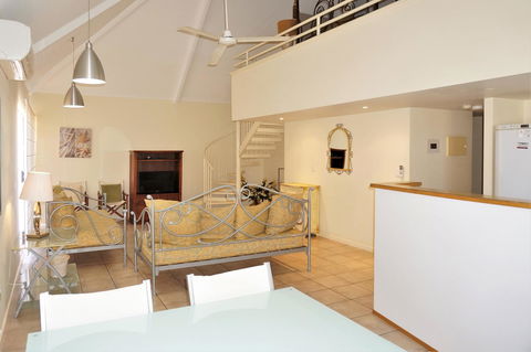 Osprey Holiday Village Unit 110 - Accommodation Mooloolaba 1