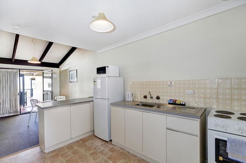 West Beach Lagoon 123 - Location & Views!!! - Accommodation Mooloolaba 10