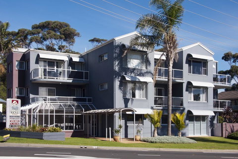 Mollymook Cove Apartments - Accommodation Mooloolaba 0