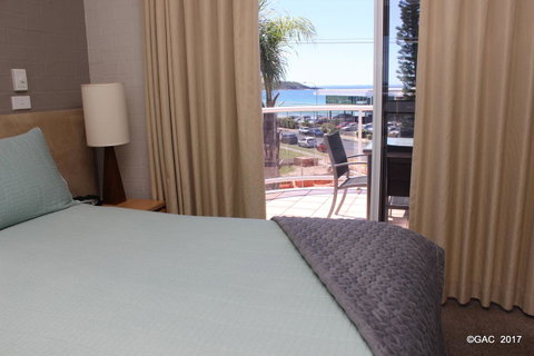 Mollymook Cove Apartments - Accommodation Mooloolaba 6