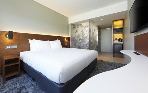 Holiday Inn Express Sydney Airport, An IHG Hotel - Accommodation Mooloolaba 10