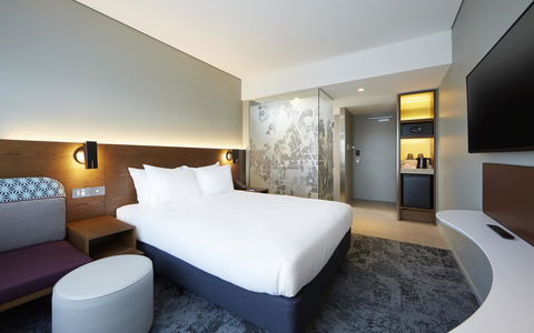 Holiday Inn Express Sydney Airport, An IHG Hotel - Accommodation Mooloolaba 3