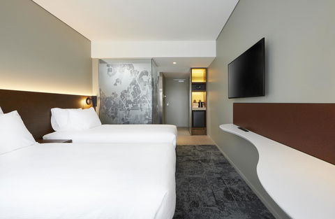 Holiday Inn Express Sydney Airport, An IHG Hotel - Accommodation Mooloolaba 7