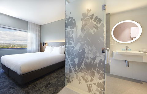 Holiday Inn Express Sydney Airport, An IHG Hotel - Accommodation Mooloolaba 8