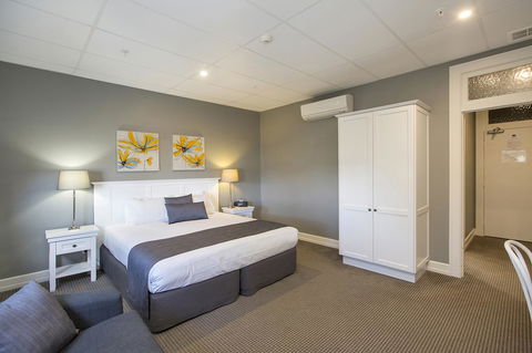 CH Boutique Hotel & Apartments, Ascend Hotel Collection - Accommodation Mooloolaba 17