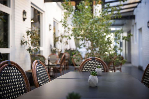 CH Boutique Hotel & Apartments, Ascend Hotel Collection - Accommodation Mooloolaba 31