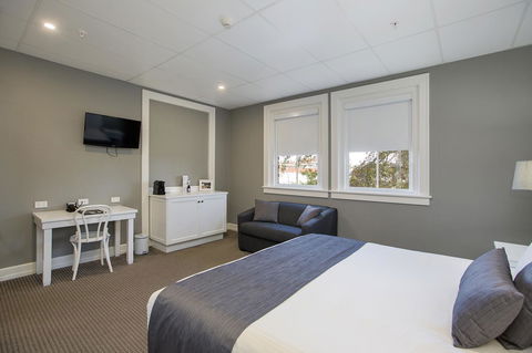 CH Boutique Hotel & Apartments, Ascend Hotel Collection - Accommodation Mooloolaba 18