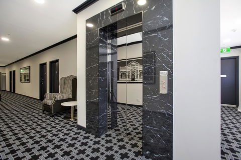 CH Boutique Hotel & Apartments, Ascend Hotel Collection - Accommodation Mooloolaba 5