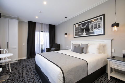 CH Boutique Hotel & Apartments, Ascend Hotel Collection - Accommodation Mooloolaba 2