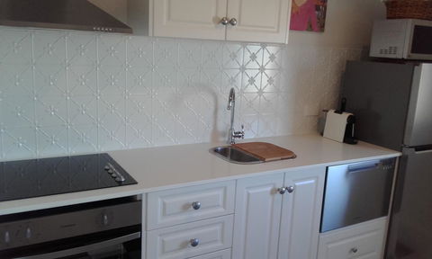 182 Anson Street - Accommodation Mooloolaba 8