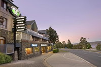 Book Jindabyne Accommodation Vacations Accommodation Mooloolaba Accommodation Mooloolaba