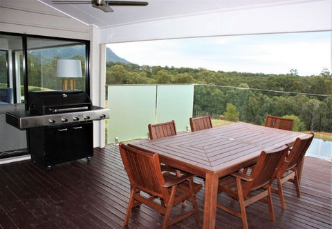 Wine Country Villas - Accommodation Mooloolaba 4