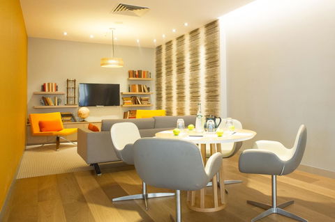 Novotel Sydney Darling Harbour - Accommodation Mooloolaba 27