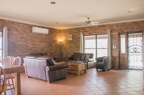 Ironstone Estate Lovedale - Accommodation Mooloolaba 18
