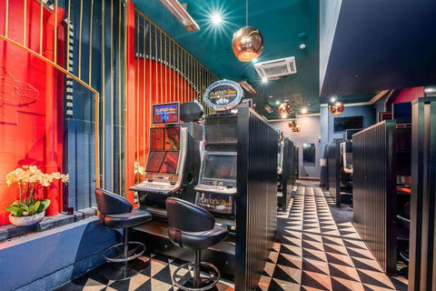 Hotel Harry, Ascend Hotel Collection - Accommodation Mooloolaba 12