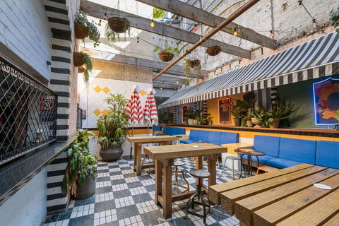 Hotel Harry, Ascend Hotel Collection - Accommodation Mooloolaba 5