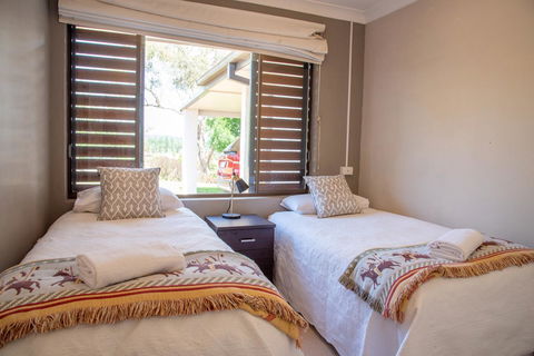 Belmont - Accommodation Mooloolaba 7