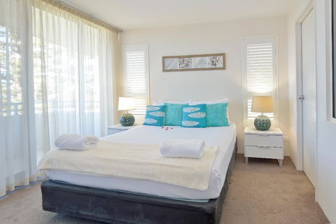 Boathouse Resort (Water Front) - Accommodation Mooloolaba 19