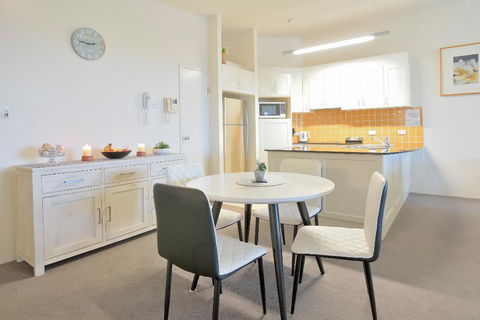 Boathouse Resort (Water Front) - Accommodation Mooloolaba 21