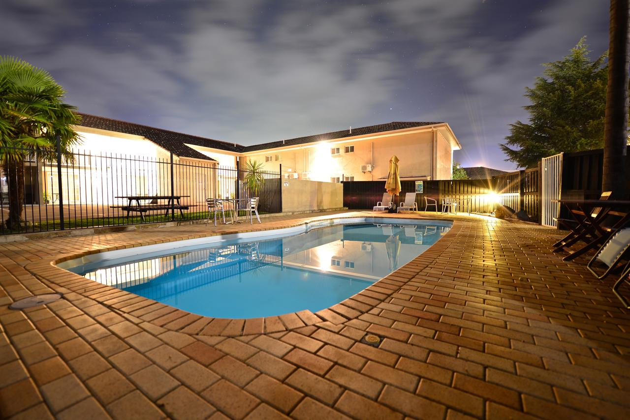 Macquarie Marshes NSW Accommodation Mooloolaba