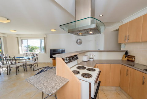 Ronald Avenue 1/65 - Shoal Bay - Accommodation Mooloolaba 6