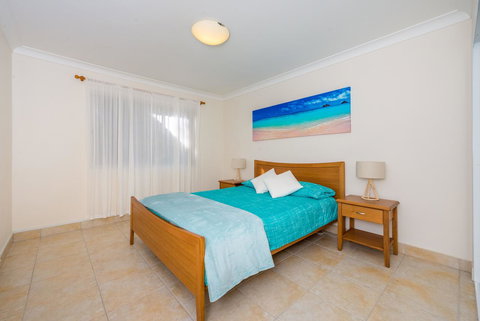Ronald Avenue 1/65 - Shoal Bay - Accommodation Mooloolaba 7